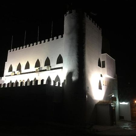 Hostal El Castillo Alcalá de Guadaira Dış mekan fotoğraf