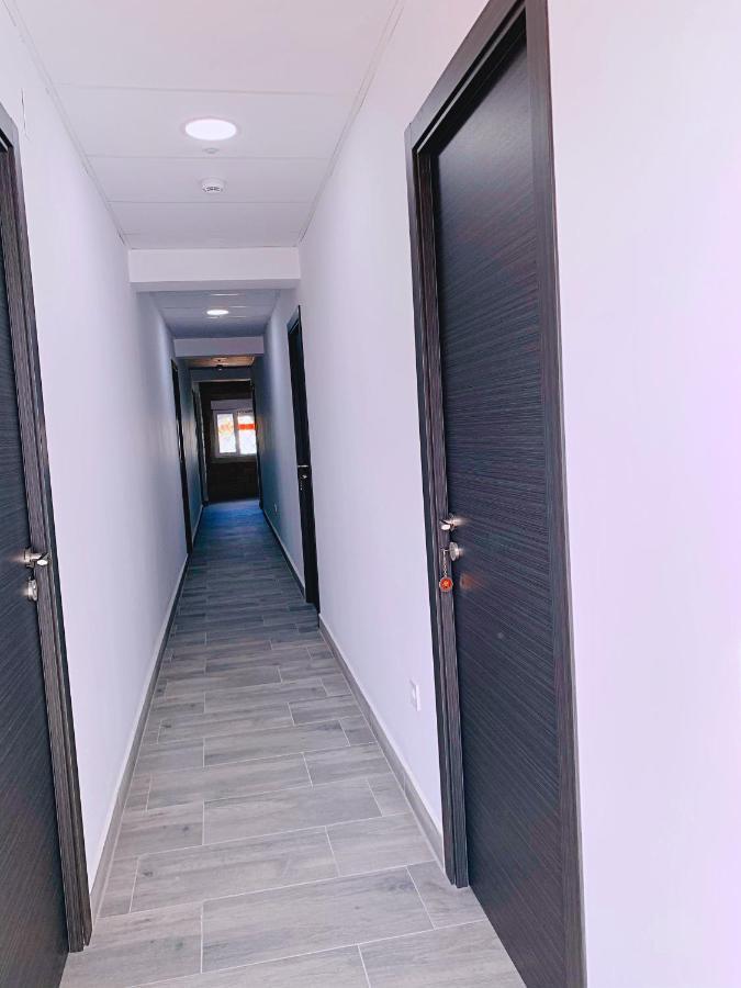 Hostal El Castillo Alcalá de Guadaira Dış mekan fotoğraf